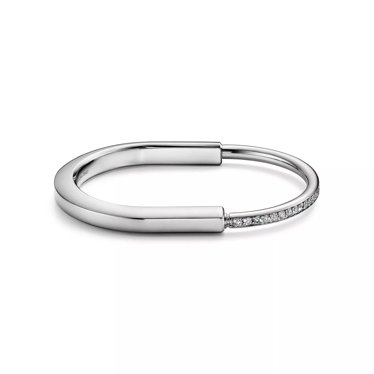 L'amour Lock bracelet Bangle in White Gold with Half Pavé Diamonds