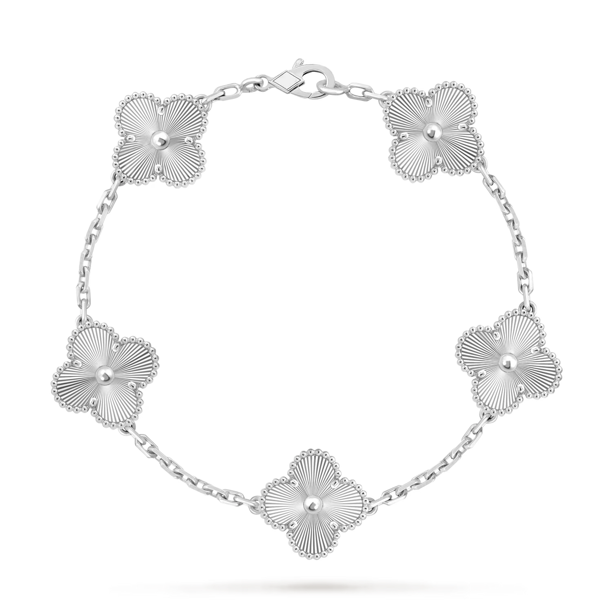 L'amour Four leaf clover bracelet white gold