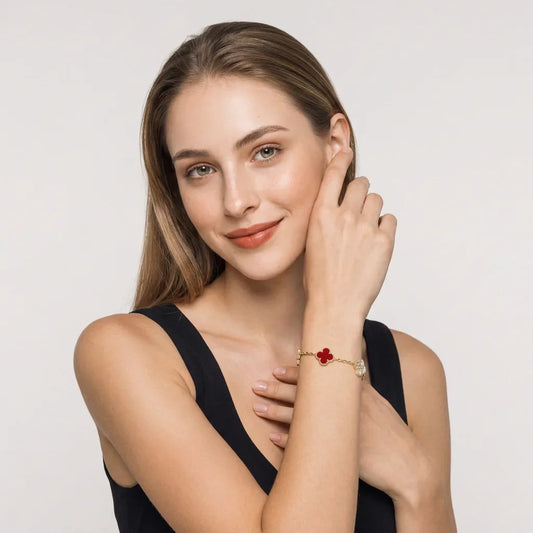 L'amour Four Leaf Clover Bracelet Stone With Diamonds Carnelian Gold