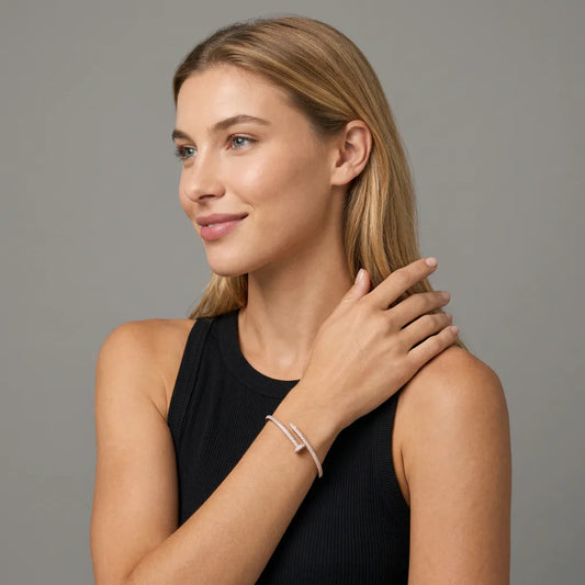 L'amour Linéa Clou Bracelet Classic Model Diamond Pavé Rose Gold