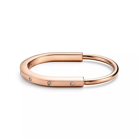 L'amour Lock bracelet Bangle in Rose Gold with Diamond Accents
