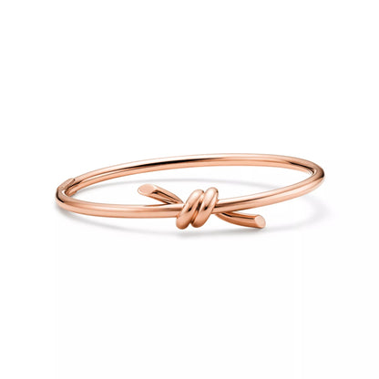 L'amour Lucent Bracelet Wire Bangle in Rose Gold