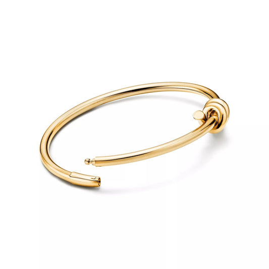 L'amour Lucent Bracelet Wire Bangle in Yellow Gold