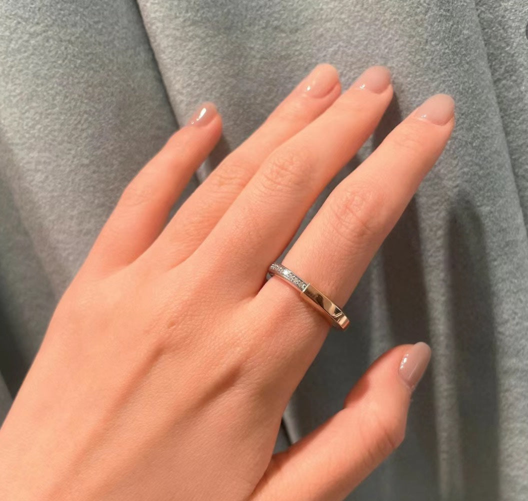 18K T Lock Diamonds Yellow Gold Ring