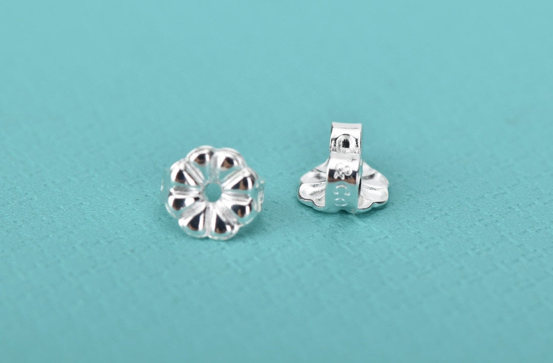 18K Return to Heart Earrings