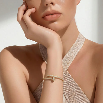 L'amour Linéa Clou bracelet classic model pave