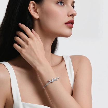 L'amour Lucent Bracelet Bangle with Diamonds White Gold