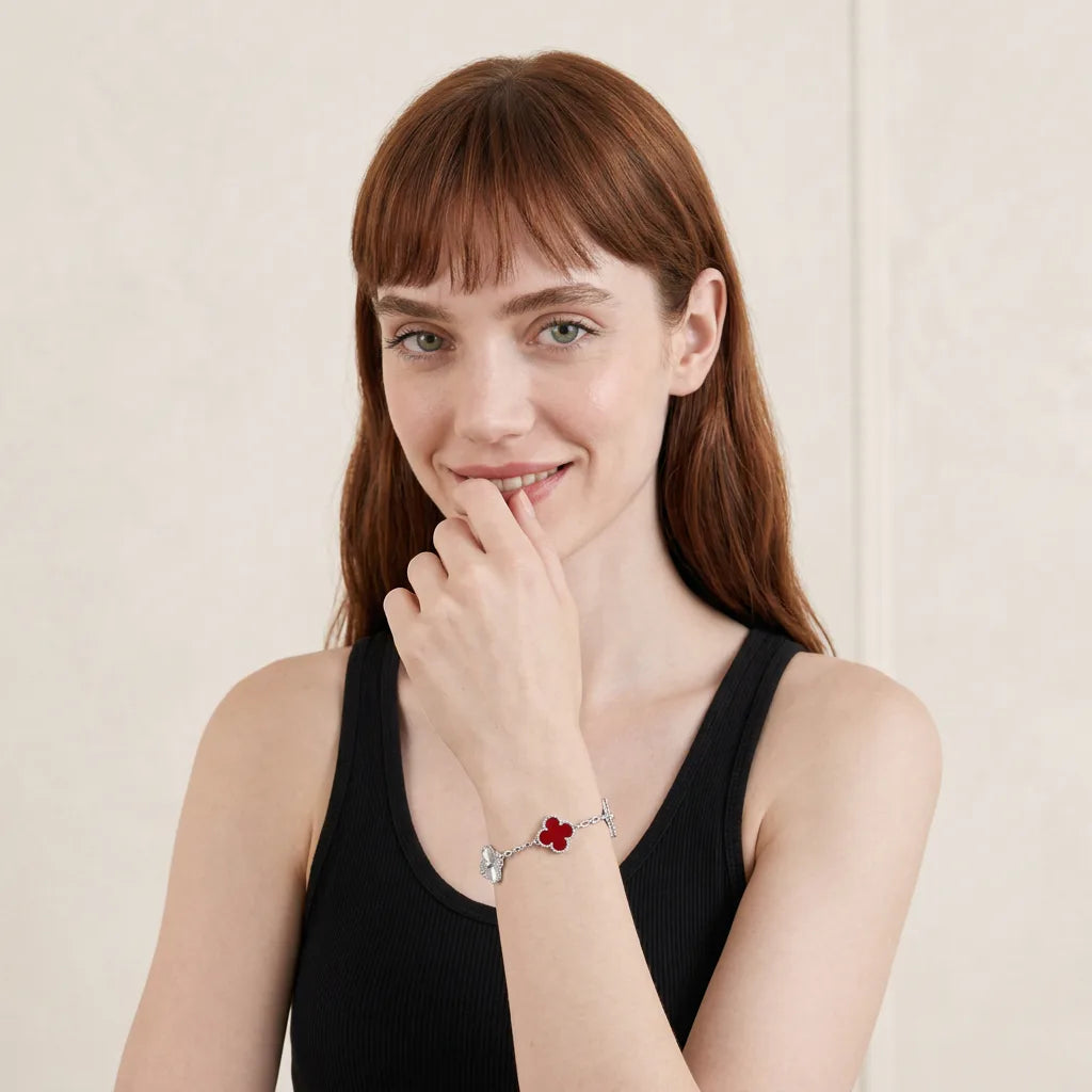 L'amour Four Leaf Clover Bracelet Laser Textured Carnelian White Gold