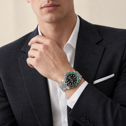 Vandor GMT 40mm 126720VTNR Jubilee Black Dial