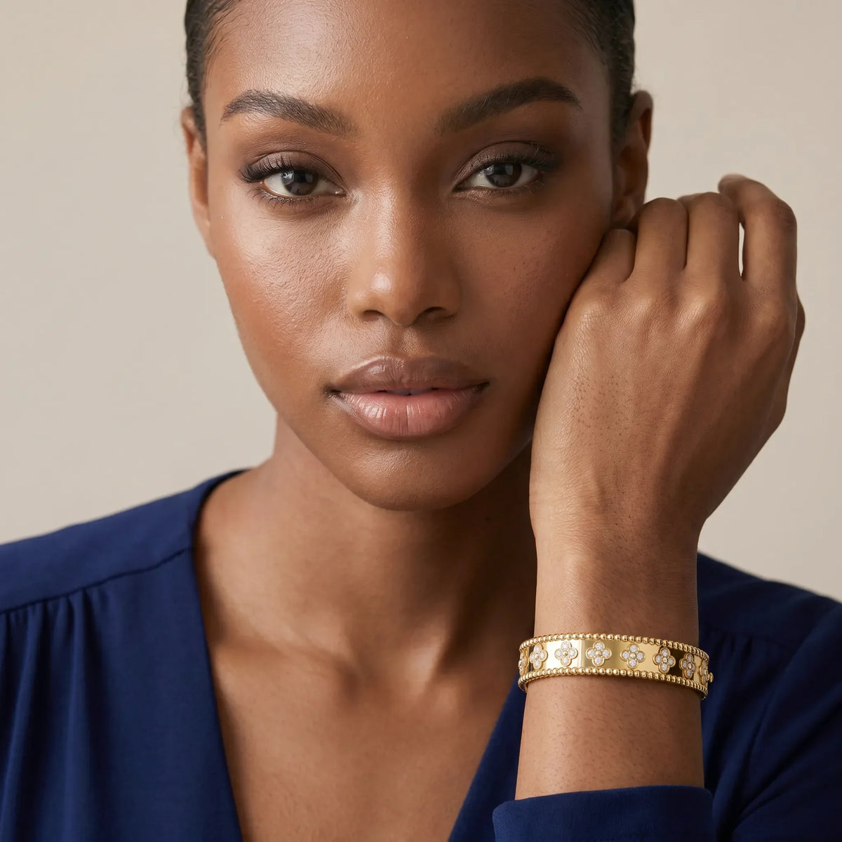 L'amour Mille Four Leaf Clover Bracelet Medium Gold